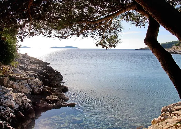 Daire Vrvilo Rogoznica (Sibenik-Knin)