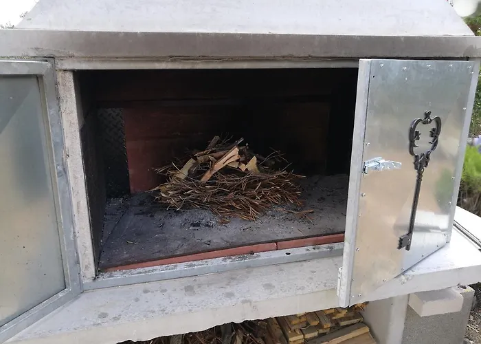 Daire Vrvilo Rogoznica (Sibenik-Knin)